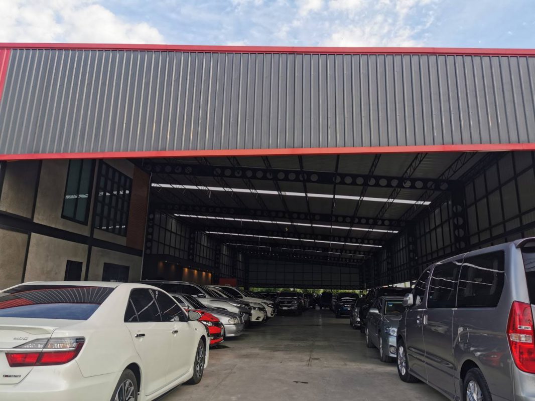 ออกแบบ พร้อมสร้าง โรงจอดรถ bigauto โดย easy warehouse