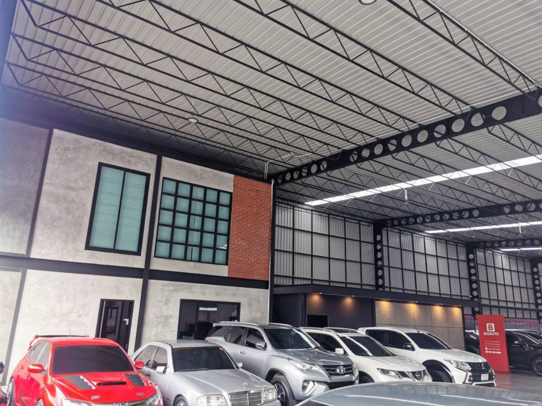 ออกแบบ พร้อมสร้าง โรงจอดรถ bigauto โดย easy warehouse