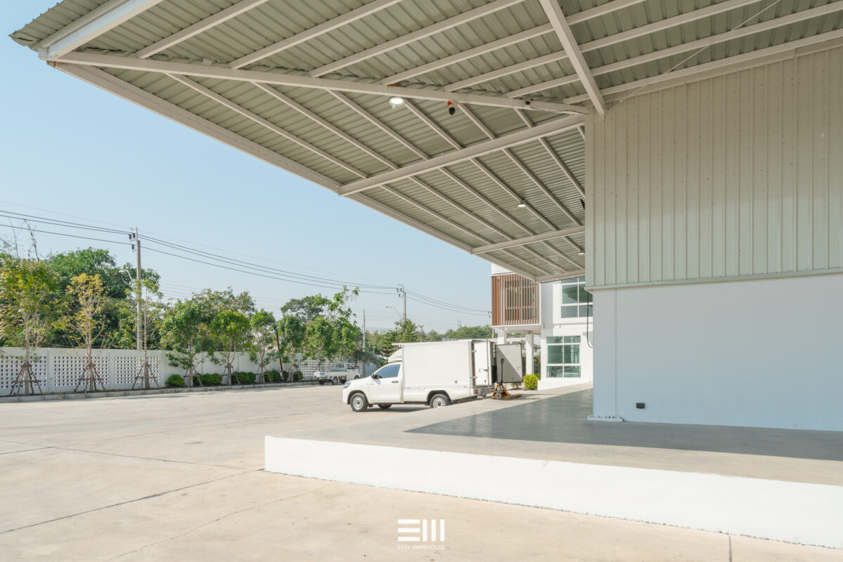 ออกแบบและสร้าง ออฟฟิศใหม่ พูนธนามาร์เก็ตติ้ง จำกัด