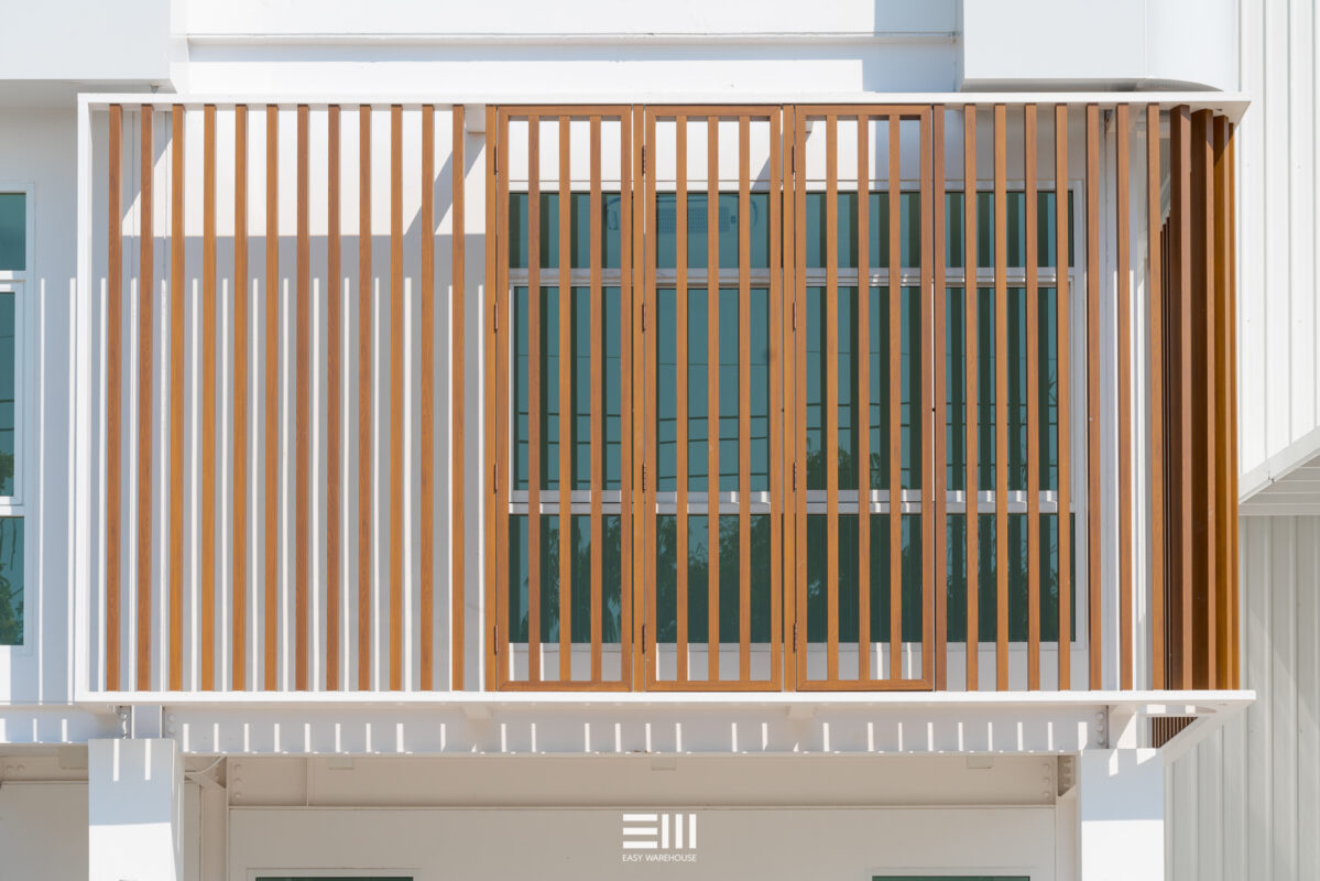 ออกแบบและสร้าง ออฟฟิศใหม่ พูนธนามาร์เก็ตติ้ง จำกัด