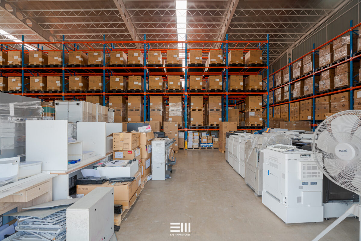 ออกแบบและสร้าง ออฟฟิศใหม่ พูนธนามาร์เก็ตติ้ง จำกัด