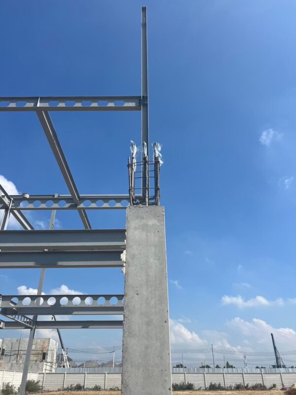 ออกแบบและสร้าง ออฟฟิศใหม่ พูนธนามาร์เก็ตติ้ง จำกัด