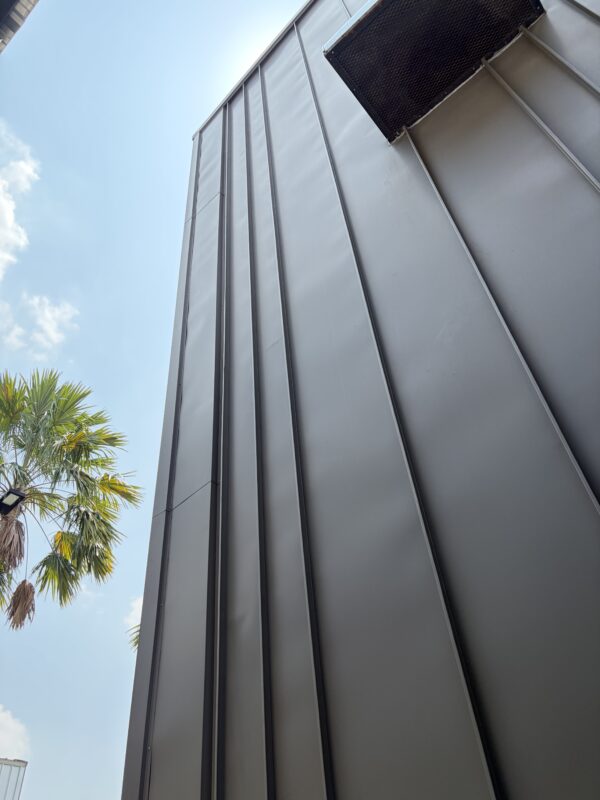 เมทรัลชีทลอน seamless